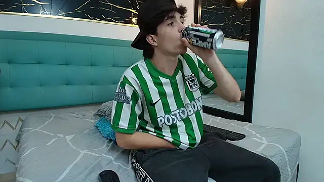 dia fax18 online show from 10.16.25