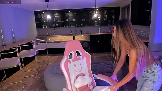 MaddyOwens online show from 03.18.26