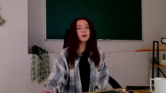 Snapshot of NoraHaynes chatting on 06.16.26 NoraHaynes online show from 06.16.26