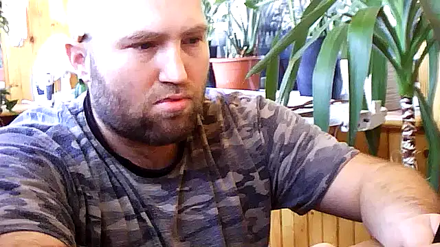 Snapshot of fbsinfo chatting on 09.27.25 fbsinfo online show from 09.27.25