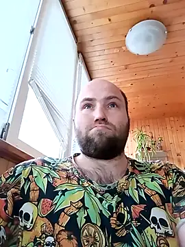 Snapshot of fbsinfo chatting on 11.28.25 fbsinfo online show from 11.28.25