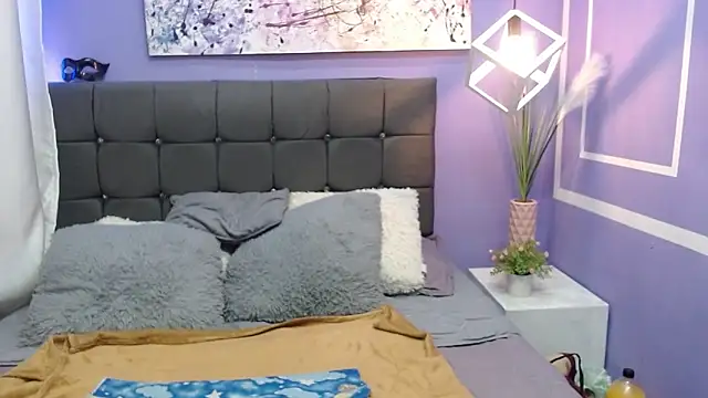 Linda banks  online show from 04.07.26