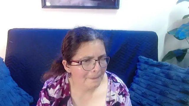 Snapshot of Linda_banks_ chatting on 04.25.26 Linda banks online show from 04.25.26