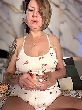 Milena-MilfaXXX online show from 12.02.25