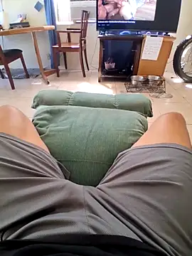 Snapshot of pullitoff chatting on 03.02.26 pullitoff online show from 03.02.26