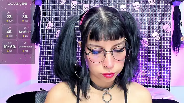 Rose 72 online show from 11.16.25