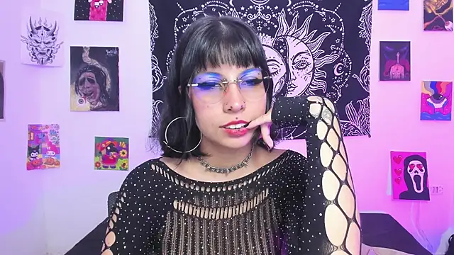 Rose 72 online show from 04.16.26