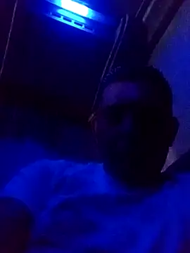 125Delfin90 online show from 10.19.25