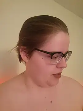 Snapshot of VeiledMuse chatting on 03.17.26 VeiledMuse online show from 03.17.26