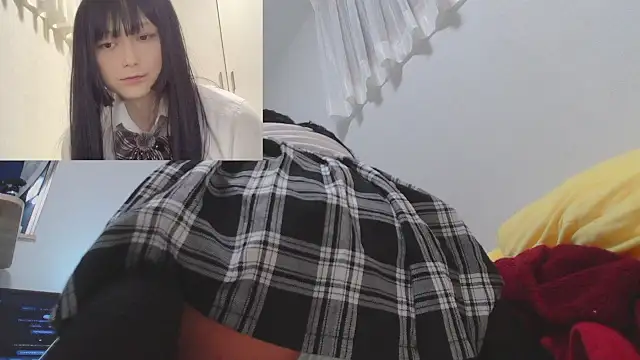 Mia032 online show from 09.12.25