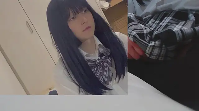 Mia032 online show from 11.14.25