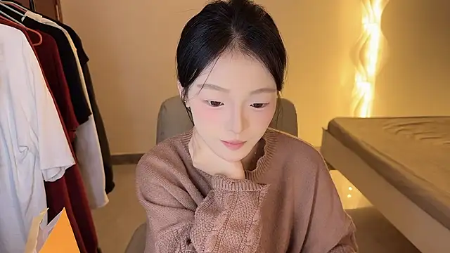 Robin-o3 online show from 10.12.25