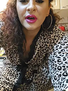 ShineBright88 online show from 09.12.25