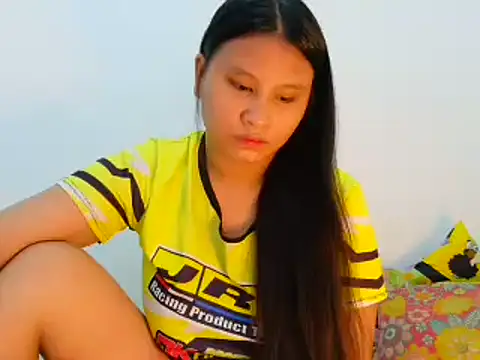 wildasianbigboobs online show from 12.14.25