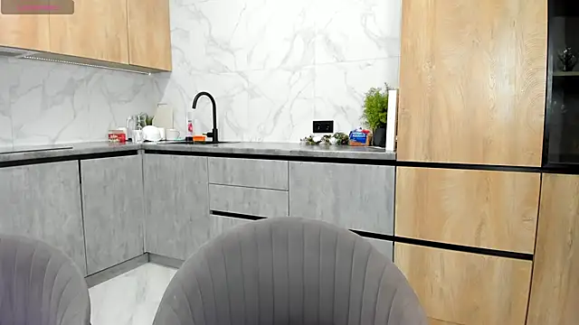 Snapshot of extra_wet_dry chatting on 02.04.26 extra wet dry online show from 02.04.26