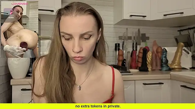 Edena  online show from 04.15.26