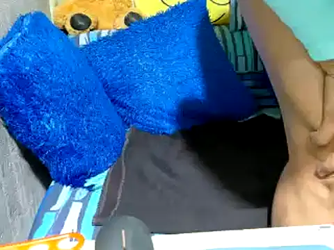 Snapshot of xxloveheart chatting on 03.13.26 xxloveheart online show from 03.13.26