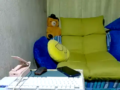 Snapshot of xxloveheart chatting on 03.20.26 xxloveheart online show from 03.20.26