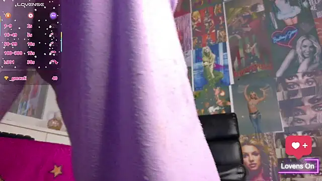 Snapshot of Mistileav chatting on 03.28.26 Mistileav online show from 03.28.26