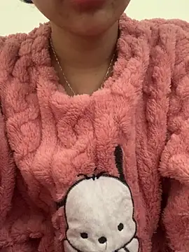 Nguyenha11 online show from 12.15.25