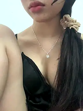 Nguyenha11 online show from 12.23.25