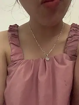 Snapshot of Nguyenha11 chatting on 03.25.26 Nguyenha11 online show from 03.25.26