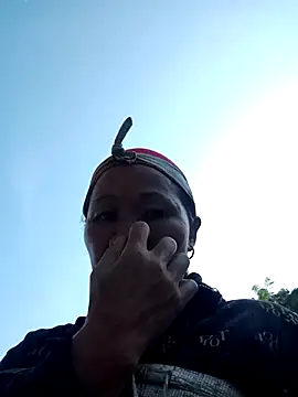 TinTin321 online show from 10.05.25