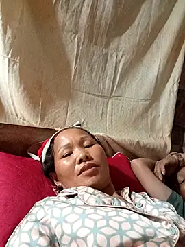 TinTin321 online show from 10.13.25