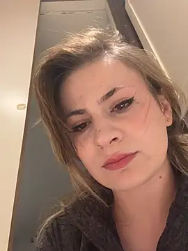 IsabellaEtha online show from 04.04.26