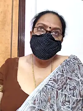 Snapshot of heera-rani chatting on 09.23.25 heera-rani online show from 09.23.25