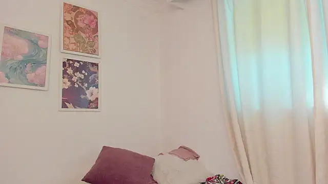 canelleGarces online show from 04.01.26