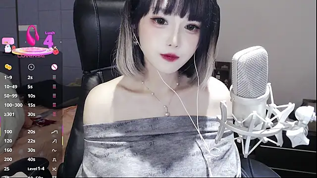Snapshot of twlilybae chatting on 07.05.26 twlilybae online show from 07.05.26