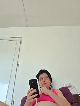 Vera Elle online show from 02.03.26