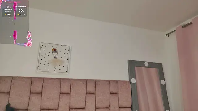 Snapshot of ScarlettLuxe chatting on 03.13.26 ScarlettLuxe online show from 03.13.26