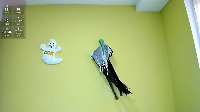 Snapshot of loreen_grey chatting on 10.12.25 loreen grey online show from 10.12.25