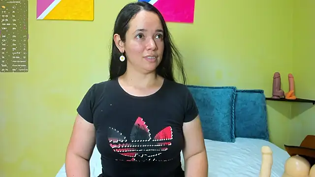 Snapshot of loreen_grey chatting on 11.20.25 loreen grey online show from 11.20.25