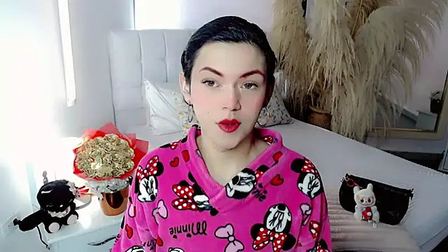 nathalialoes1 online show from 01.13.26