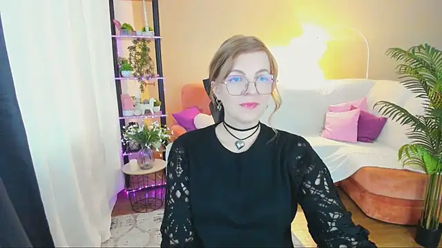 YourUniverser online show from 09.20.25