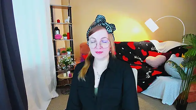 YourUniverser online show from 02.11.26