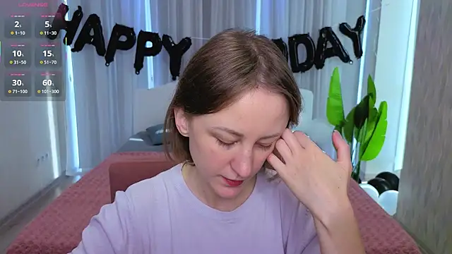 LuluChiiii online show from 10.29.25