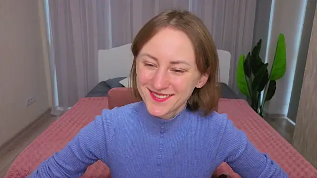 LuluChiiii online show from 12.02.25