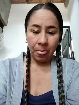 Snapshot of Nala1986 chatting on 09.25.25 Nala1986 online show from 09.25.25