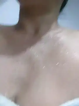 Snapshot of Nala1986 chatting on 10.06.25 Nala1986 online show from 10.06.25