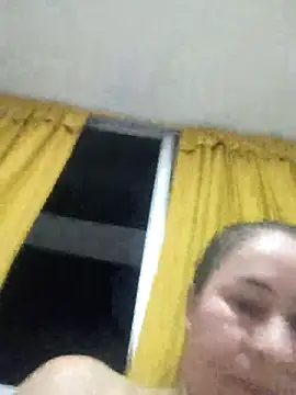 Snapshot of Nala1986 chatting on 10.08.25 Nala1986 online show from 10.08.25