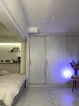 HellennScott online show from 09.30.25