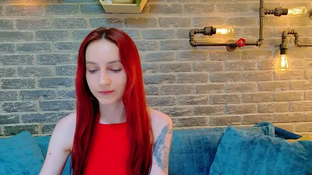 Julia Jae online show from 07.02.26
