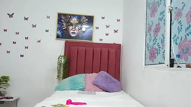 Snapshot of Daniiela_lan chatting on 10.09.25 Daniiela lan online show from 10.09.25