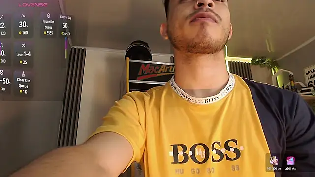 Snapshot of Bastian_MCcormick chatting on 10.10.25 Bastian MCcormick online show from 10.10.25