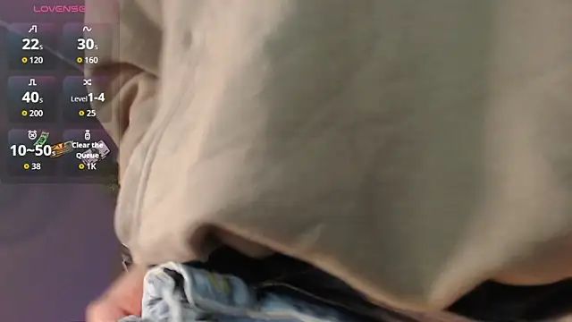 Snapshot of Bastian_MCcormick chatting on 11.24.25 Bastian MCcormick online show from 11.24.25