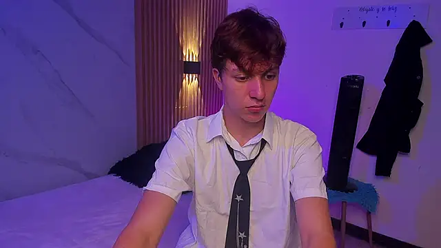 Snapshot of IM_DAREN chatting on 10.03.25 IM DAREN online show from 10.03.25